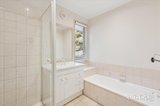 https://images.listonce.com.au/custom/160x/listings/14-penshurst-place-warranwood-vic-3134/181/01950181_img_10.jpg?x4GuU0SlqQ0