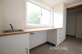 https://images.listonce.com.au/custom/160x/listings/14-railway-parade-newport-vic-3015/701/01951701_img_07.jpg?XRnQsA7VsRs