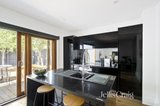 https://images.listonce.com.au/custom/160x/listings/14-rennie-street-williamstown-vic-3016/447/01820447_img_04.jpg?ZhAqeVvCXO8