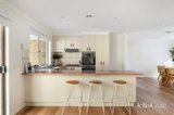 https://images.listonce.com.au/custom/160x/listings/14-river-redgum-place-south-morang-vic-3752/314/01933314_img_05.jpg?VgXGBZeVld0