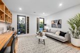 https://images.listonce.com.au/custom/160x/listings/14-robertswood-close-doncaster-east-vic-3109/074/01565074_img_13.jpg?_0lqPcaUaeY