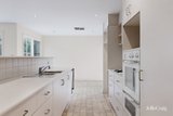 https://images.listonce.com.au/custom/160x/listings/14-robinson-road-hawthorn-vic-3122/070/01938070_img_03.jpg?we2vOouvED8