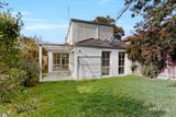 https://images.listonce.com.au/custom/160x/listings/14-robinson-road-hawthorn-vic-3122/070/01938070_img_08.jpg?95w1GAKm4Mc