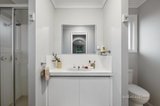 https://images.listonce.com.au/custom/160x/listings/14-roborough-avenue-mount-eliza-vic-3930/498/01723498_img_09.jpg?6J1fI5cp8kc