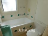 https://images.listonce.com.au/custom/160x/listings/14-rosser-street-brunswick-vic-3056/008/01813008_img_02.jpg?lFj-hORDmFE