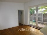 https://images.listonce.com.au/custom/160x/listings/14-rosser-street-brunswick-vic-3056/008/01813008_img_10.jpg?d8Nebf0LYaE