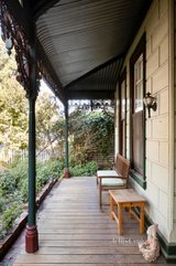 https://images.listonce.com.au/custom/160x/listings/14-rossmoyne-street-thornbury-vic-3071/549/01481549_img_13.jpg?ml-dvknAGaI