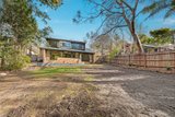 https://images.listonce.com.au/custom/160x/listings/14-rotherwood-avenue-ringwood-east-vic-3135/615/01778615_img_05.jpg?NJ48nMHfL2U