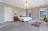 https://images.listonce.com.au/custom/160x/listings/14-sanctuary-drive-kyneton-vic-3444/993/00712993_img_03.jpg?LOu6N17m3sE