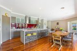 https://images.listonce.com.au/custom/160x/listings/14-sanctuary-drive-kyneton-vic-3444/993/00712993_img_04.jpg?L2-tJgDMYUo