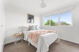 https://images.listonce.com.au/custom/160x/listings/14-seventh-street-parkdale-vic-3195/729/01545729_img_12.jpg?llY-jbBcL8M