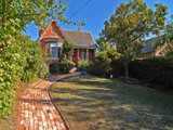 https://images.listonce.com.au/custom/160x/listings/14-seymour-crescent-soldiers-hill-vic-3350/803/01575803_img_13.jpg?Dhy0vV-QBuw