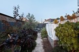 https://images.listonce.com.au/custom/160x/listings/14-shamrock-street-brunswick-west-vic-3055/674/01118674_img_07.jpg?U-aJP7tzOHE