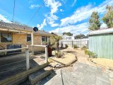 https://images.listonce.com.au/custom/160x/listings/14-sheridan-avenue-frankston-vic-3199/542/01751542_img_01.jpg?-Dr2tFdcbvw