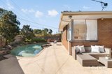 https://images.listonce.com.au/custom/160x/listings/14-sim-street-mount-waverley-vic-3149/461/01894461_img_16.jpg?3x6_yVElJPw