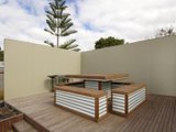 https://images.listonce.com.au/custom/160x/listings/14-sladen-street-hamlyn-heights-vic-3215/760/01699760_img_05.jpg?sNnDRC1IfnY
