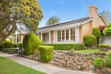 https://images.listonce.com.au/custom/160x/listings/14-snowden-drive-glen-waverley-vic-3150/910/01887910_img_17.jpg?40C_q7o3zPc