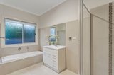 https://images.listonce.com.au/custom/160x/listings/14-southey-street-blackburn-north-vic-3130/660/00317660_img_08.jpg?UHpQS2T3Hko