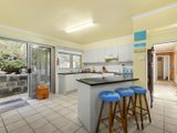 https://images.listonce.com.au/custom/160x/listings/14-st-helena-road-greensborough-vic-3088/695/00942695_img_02.jpg?a9QW3GqXtMg