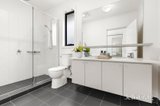 https://images.listonce.com.au/custom/160x/listings/14-stadium-circuit-mulgrave-vic-3170/996/01910996_img_09.jpg?ad4U75eD_E8