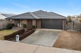 https://images.listonce.com.au/custom/160x/listings/14-swan-boulevard-winter-valley-vic-3358/678/01736678_img_25.jpg?4tW-OoxQuyw