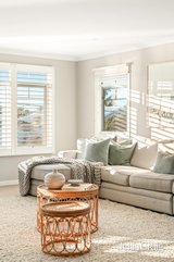 https://images.listonce.com.au/custom/160x/listings/14-third-avenue-aspendale-vic-3195/161/01766161_img_08.jpg?7Dpol7HWUwk