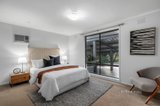 https://images.listonce.com.au/custom/160x/listings/14-treloar-avenue-eltham-vic-3095/489/01289489_img_08.jpg?9ngg66dgTkY