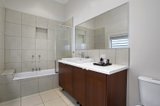 https://images.listonce.com.au/custom/160x/listings/14-tunbridge-street-flemington-vic-3031/999/00111999_img_08.jpg?9ZHQzFArvPc