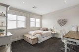 https://images.listonce.com.au/custom/160x/listings/14-tyrone-street-ormond-vic-3204/585/00764585_img_08.jpg?rPKsf8GlUBI