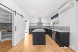 https://images.listonce.com.au/custom/160x/listings/14-vale-street-sebastopol-vic-3356/987/01975987_img_04.jpg?tpNGvvB2a8A