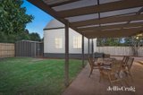 https://images.listonce.com.au/custom/160x/listings/14-valley-court-croydon-south-vic-3136/617/00879617_img_10.jpg?TlbzFkimysg