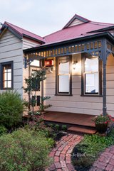 https://images.listonce.com.au/custom/160x/listings/14-victoria-road-northcote-vic-3070/004/01185004_img_19.jpg?CSTH9BbYKE4