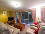 https://images.listonce.com.au/custom/160x/listings/14-vista-drive-chirnside-park-vic-3116/140/01524140_img_02.jpg?yQf-tDIKtSY