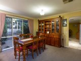 https://images.listonce.com.au/custom/160x/listings/14-vista-drive-chirnside-park-vic-3116/140/01524140_img_08.jpg?PplItpJvShI