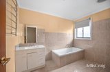 https://images.listonce.com.au/custom/160x/listings/14-warratta-avenue-delacombe-vic-3356/119/01920119_img_06.jpg?ZsIMaWPnmzk