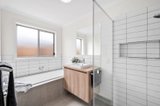 https://images.listonce.com.au/custom/160x/listings/14-wattleside-drive-ocean-grove-vic-3226/287/01906287_img_10.jpg?8E1TNXLtBBo