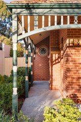 https://images.listonce.com.au/custom/160x/listings/14-wentworth-avenue-sandringham-vic-3191/387/01567387_img_03.jpg?TDPcUyydLbs