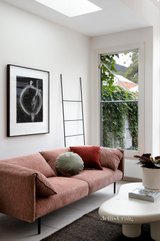 https://images.listonce.com.au/custom/160x/listings/14-westgarth-street-fitzroy-vic-3065/262/01650262_img_03.jpg?Lx_ITHjgATU