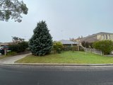 https://images.listonce.com.au/custom/160x/listings/14-wilks-street-hamlyn-heights-vic-3215/387/01902387_img_13.jpg?hjp3VPX3L9Q