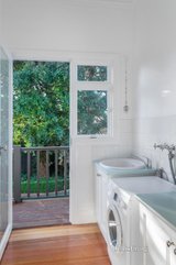 https://images.listonce.com.au/custom/160x/listings/14-willandra-avenue-canterbury-vic-3126/446/00976446_img_11.jpg?q0VPfgeUevM