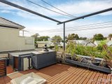 https://images.listonce.com.au/custom/160x/listings/14-withers-street-albert-park-vic-3206/186/01088186_img_06.jpg?w06pyNhS7XY