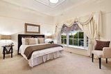 https://images.listonce.com.au/custom/160x/listings/140-balwyn-road-balwyn-vic-3103/151/01603151_img_07.jpg?_pOSM5Poweg