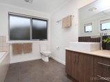 https://images.listonce.com.au/custom/160x/listings/140-blackshaws-road-south-kingsville-vic-3015/566/01202566_img_25.jpg?1x5jkoCYv48