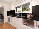 https://images.listonce.com.au/custom/160x/listings/140-hayrick-lane-mooroolbark-vic-3138/656/01524656_img_04.jpg?CgWidDML2Eg