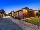 https://images.listonce.com.au/custom/160x/listings/140-hayrick-lane-mooroolbark-vic-3138/656/01524656_img_14.jpg?UuicvS5Dtl0