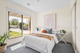 https://images.listonce.com.au/custom/160x/listings/140-heytesbury-street-herne-hill-vic-3218/071/01450071_img_09.jpg?XMFXdt4d5HI