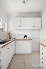 https://images.listonce.com.au/custom/160x/listings/140-leonard-street-parkville-vic-3052/401/01908401_img_04.jpg?RxFGj9257J8
