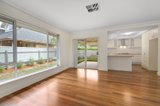 https://images.listonce.com.au/custom/160x/listings/140-mount-pleasant-road-forest-hill-vic-3131/939/00207939_img_03.jpg?3ULValZxHBY