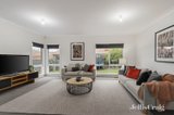 https://images.listonce.com.au/custom/160x/listings/140-oban-road-ringwood-north-vic-3134/050/00916050_img_06.jpg?fLobjHPPPHg