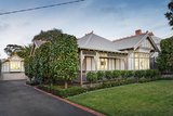 https://images.listonce.com.au/custom/160x/listings/140-peel-street-kew-vic-3101/339/01747339_img_01.jpg?PKd5SQ4F5x8
